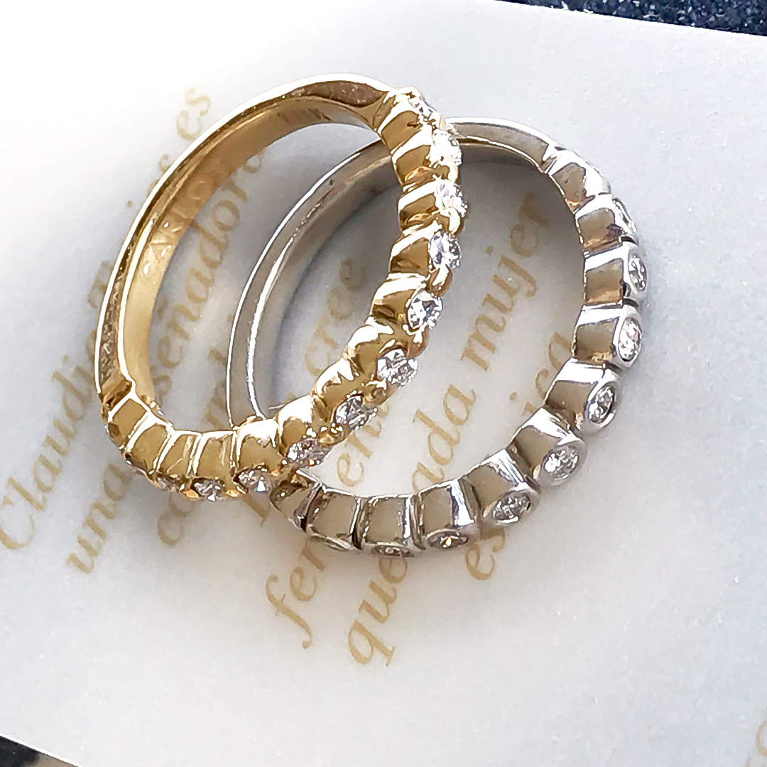Claudia-Trejos-Jewelry-Argolla-Carlotta-&-Patricia